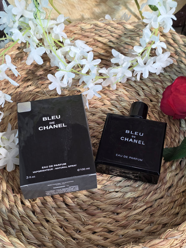 💯 🔥
برفيوم الراجل الشيك الأنيق الوهم 🥰 🧑‍✈️🦸اللى بيحطها مش اى حد بلو دي شانيل ؜

عطر مناسب للرجل الجرئ المفعم بالحيوية و الانتعاش و هو من أكثر العطور الرجالية مبيعاً في العالم و اكثر العطور الرجالية استخداماً و هو عطر منعش يشعر الرجل بالحيوية